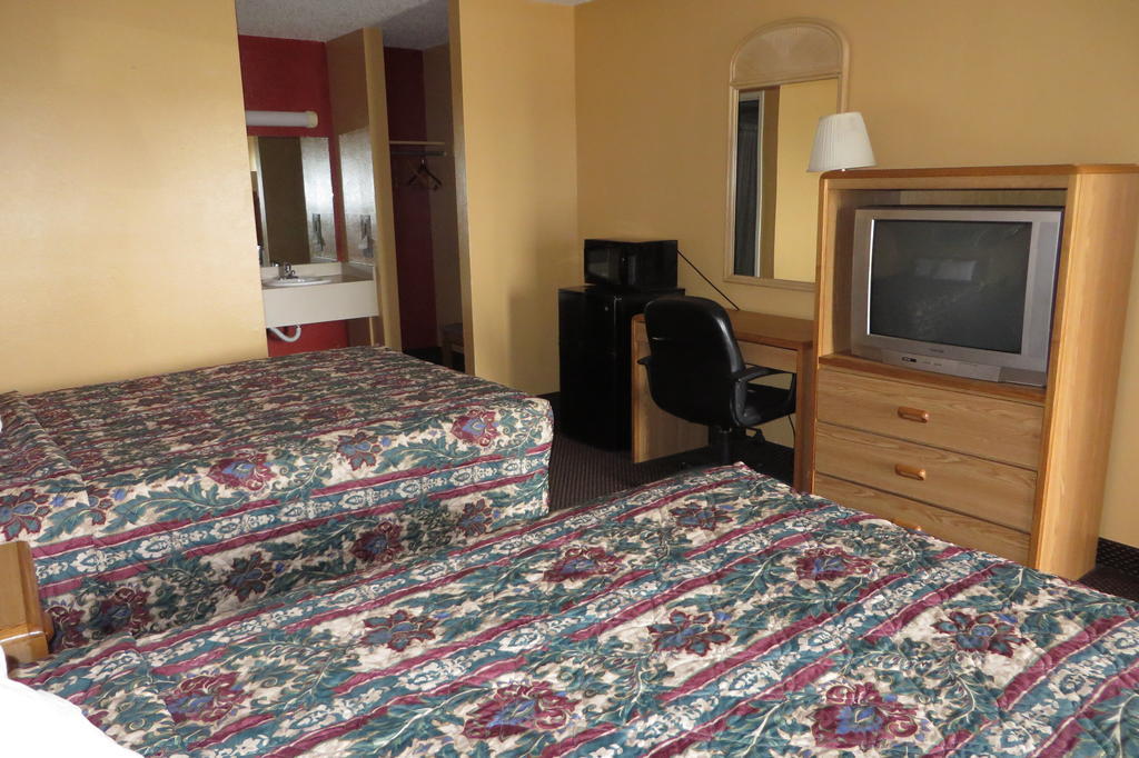 Economy Inn & Suites Joplin Bilik gambar