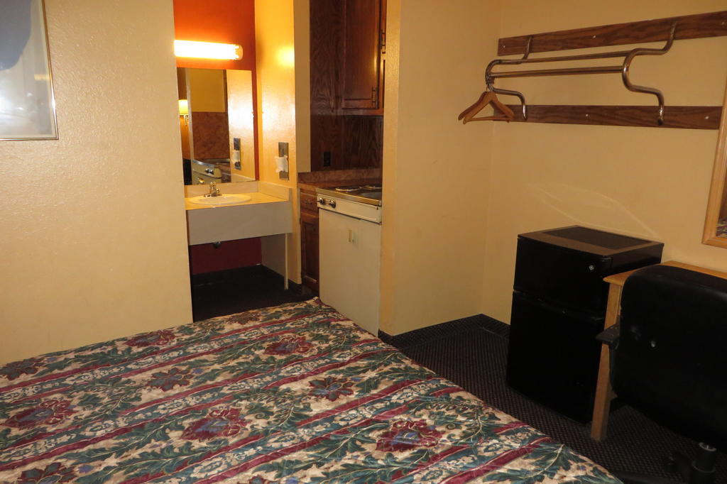 Economy Inn & Suites Joplin Luaran gambar